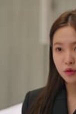 Nonton Movie Bitch and Rich Season 1 Episode 4 Subtitle Indonesia